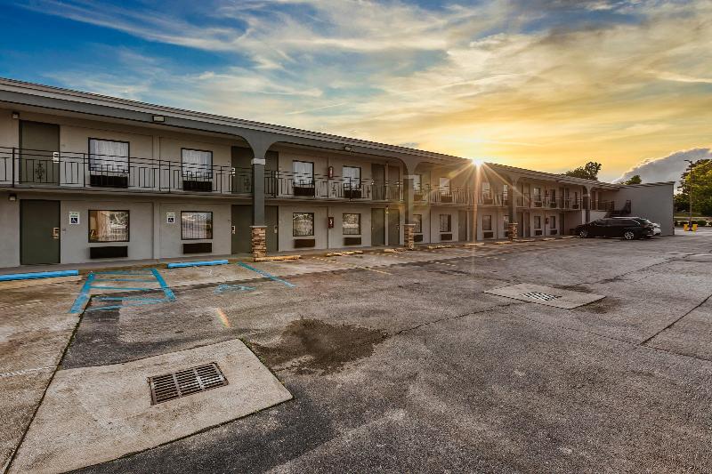 River City Hotel image