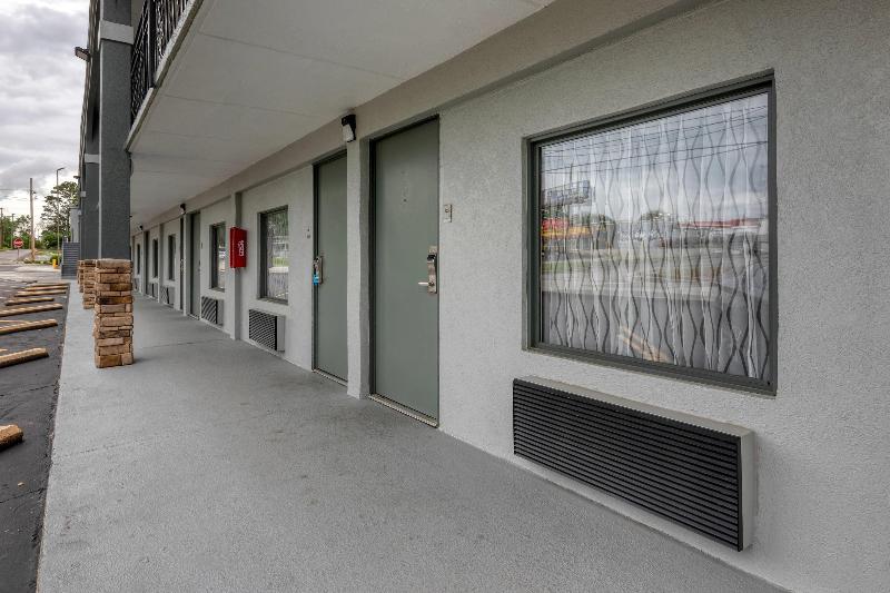 River City Hotel image