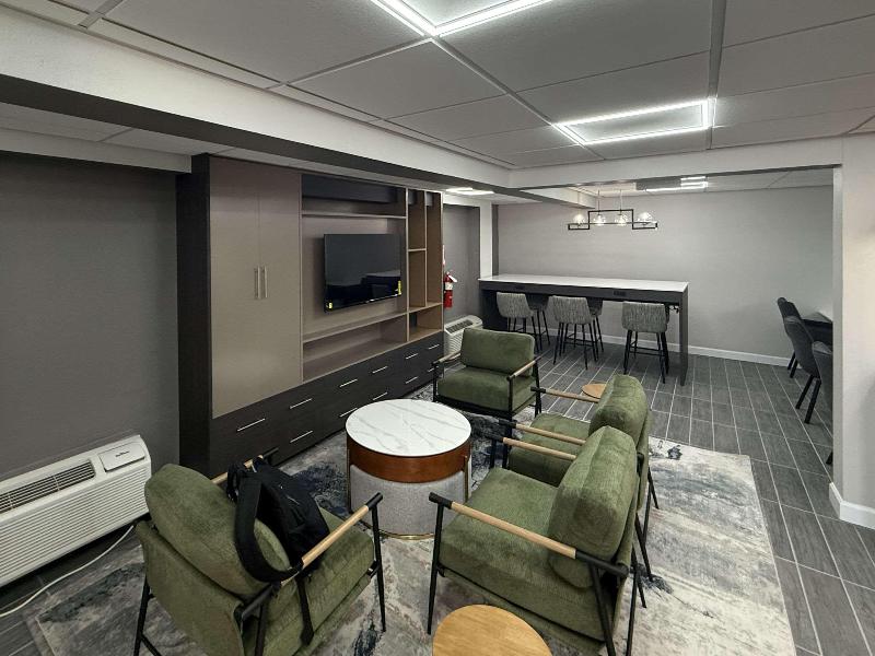 River City Hotel image