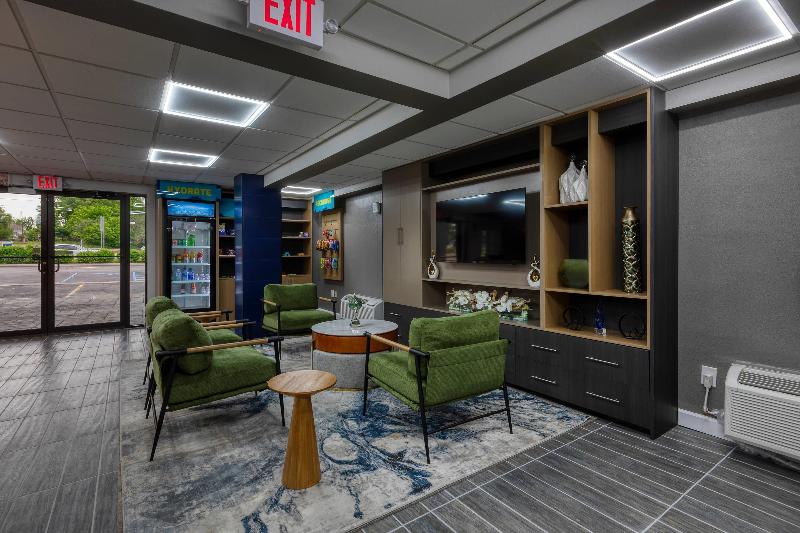 River City Hotel image