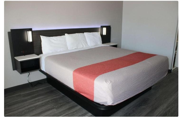 River City Hotel image
