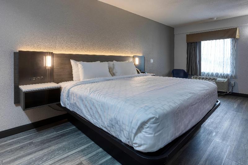 River City Hotel image