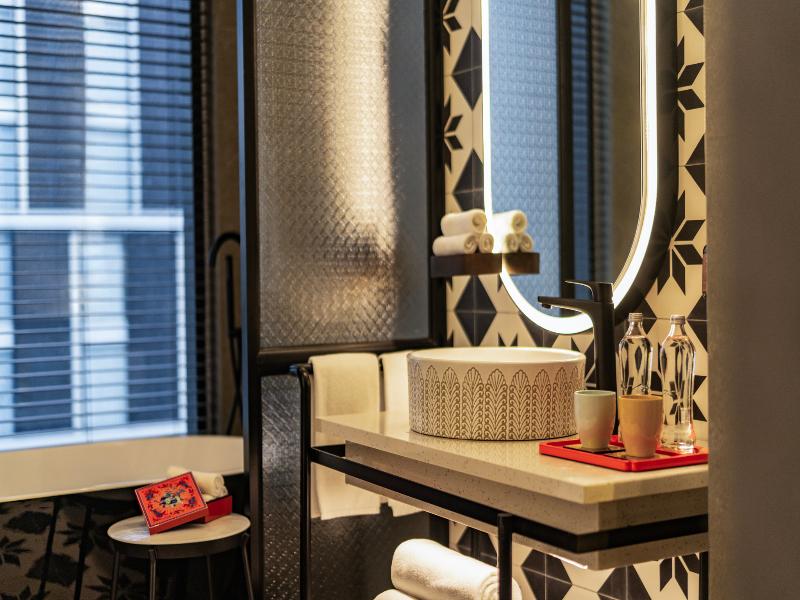 Hotel Indigo Saigon The City image
