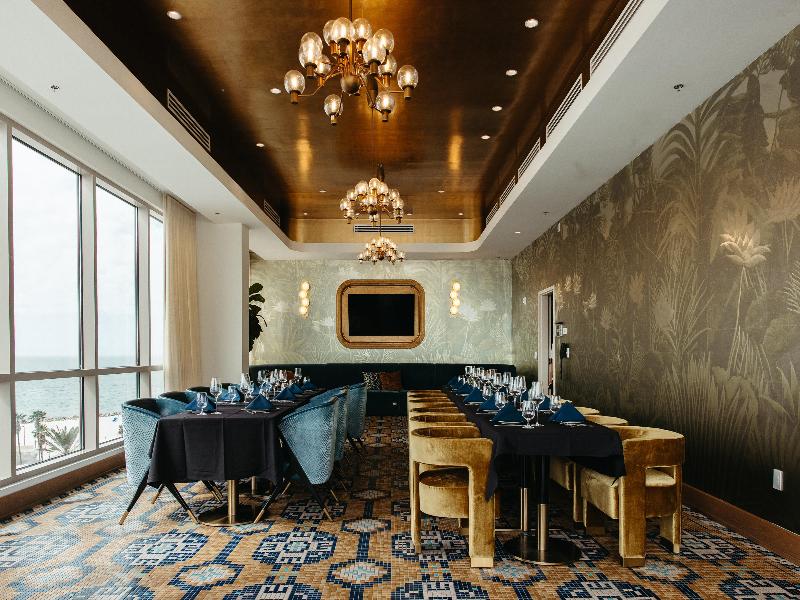 Hiatus Clearwater Beach Curio Collection Hilton image
