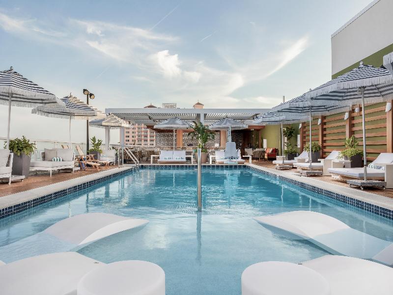 Hiatus Clearwater Beach Curio Collection Hilton image