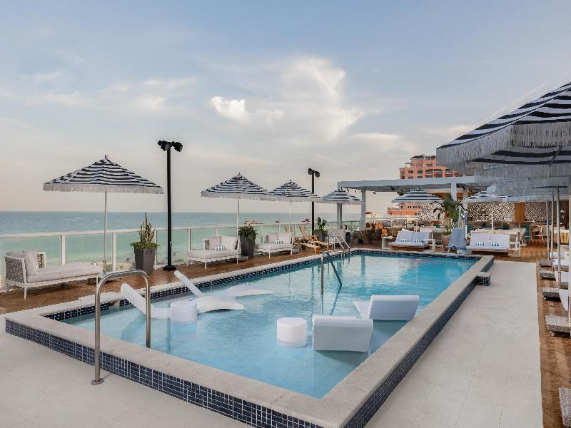 Hiatus Clearwater Beach Curio Collection Hilton image