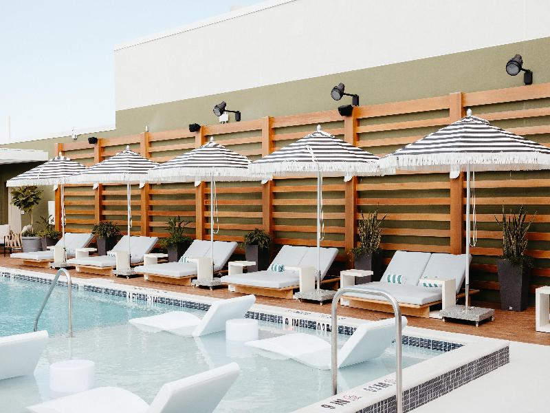 Hiatus Clearwater Beach Curio Collection Hilton image