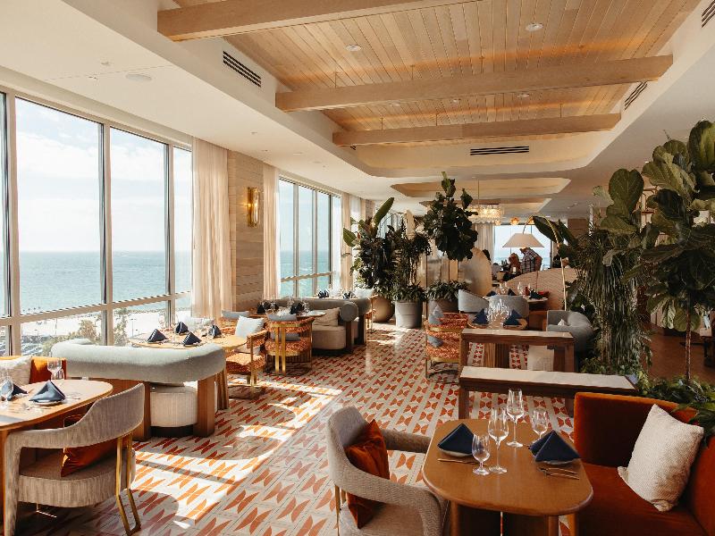 Hiatus Clearwater Beach Curio Collection Hilton image