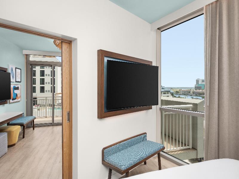 Hiatus Clearwater Beach Curio Collection Hilton image