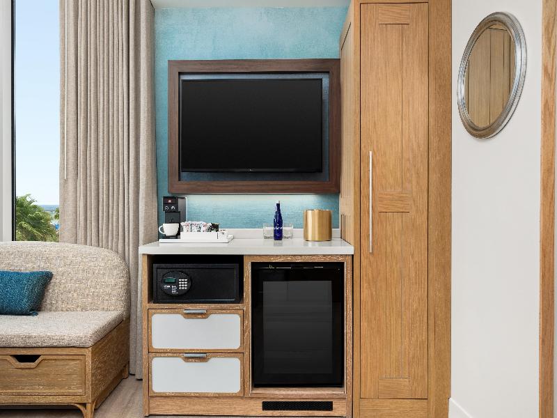 Hiatus Clearwater Beach Curio Collection Hilton image