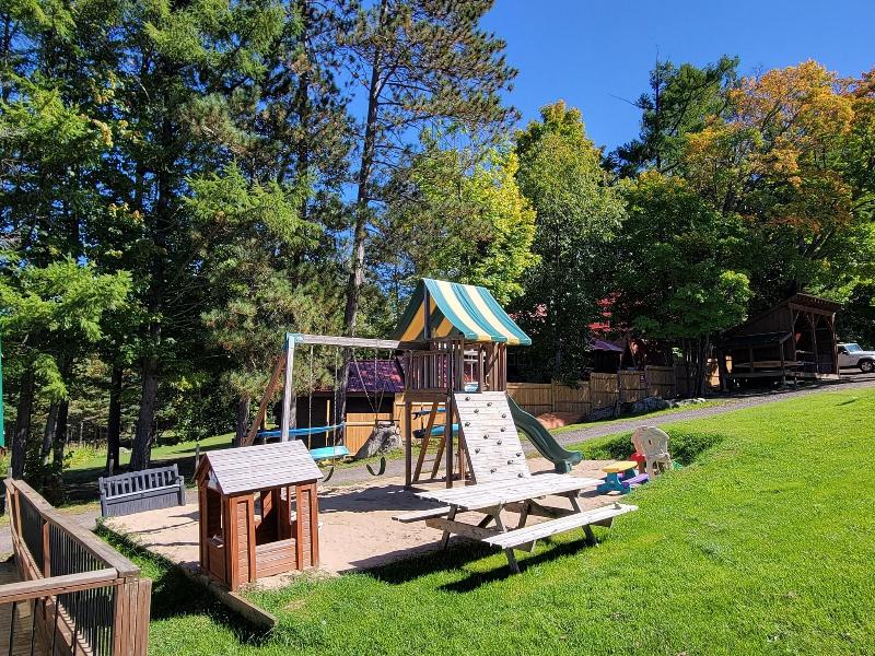 Dayspring Cottages image