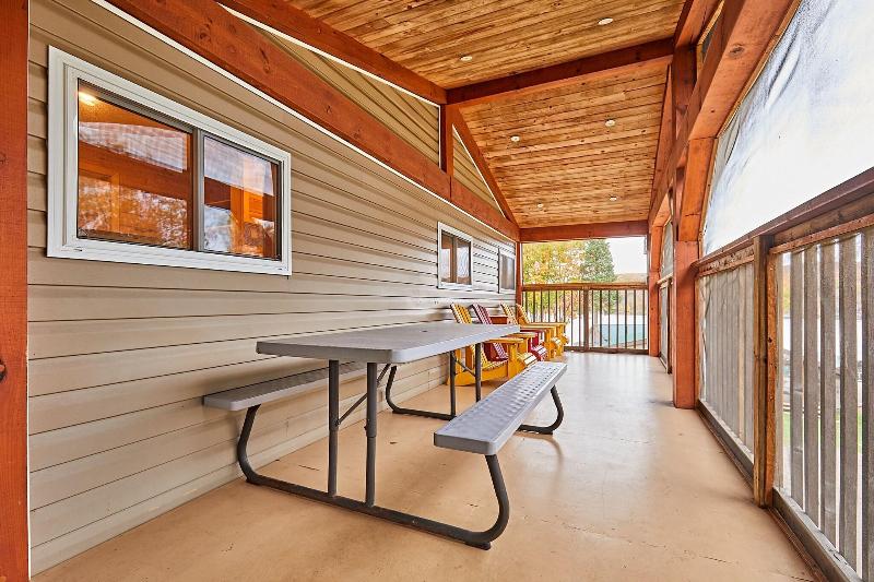 Dayspring Cottages image