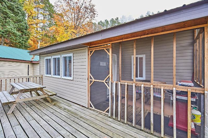 Dayspring Cottages image