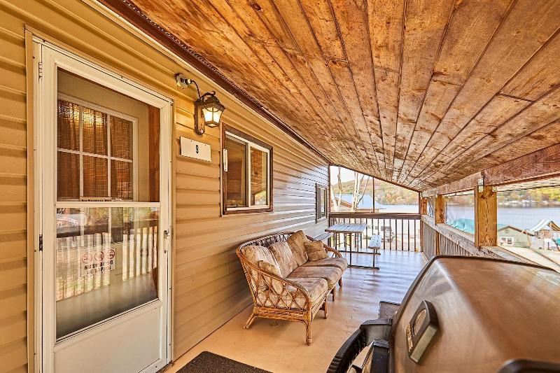 Dayspring Cottages image