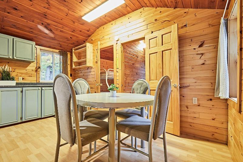 Dayspring Cottages image