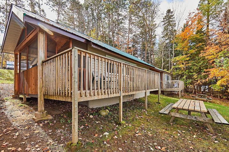 Dayspring Cottages image