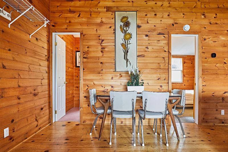 Dayspring Cottages image