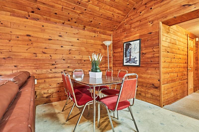 Dayspring Cottages image