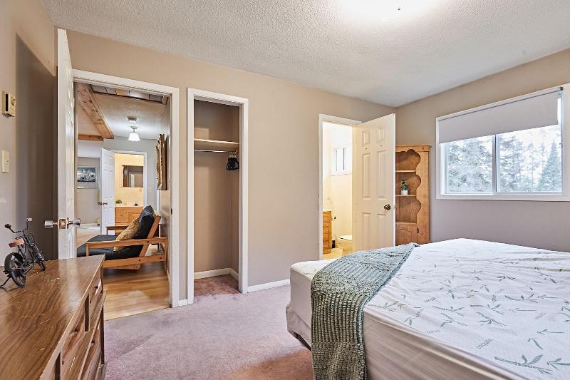 Dayspring Cottages image