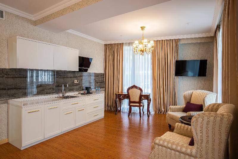 Panorama Lisi Grand Hotel image