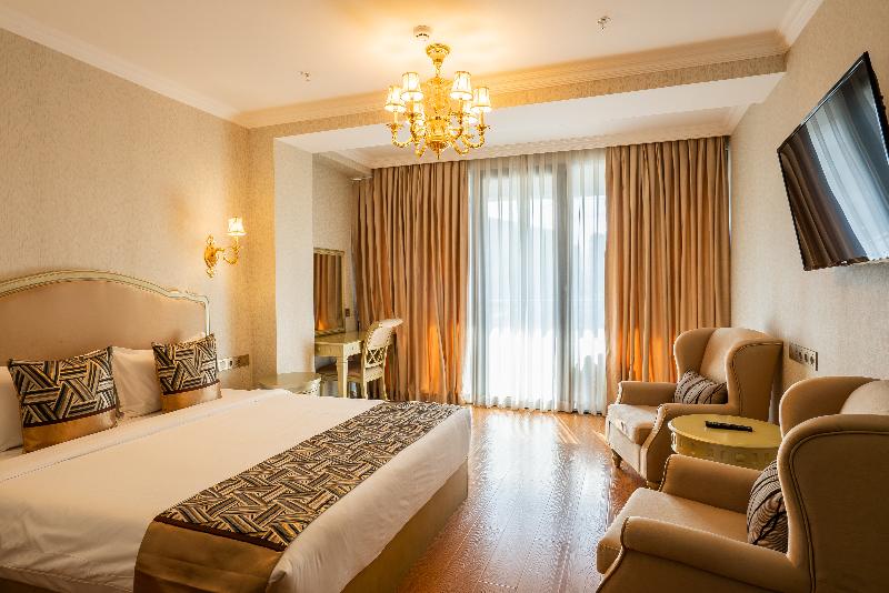 Panorama Lisi Grand Hotel image