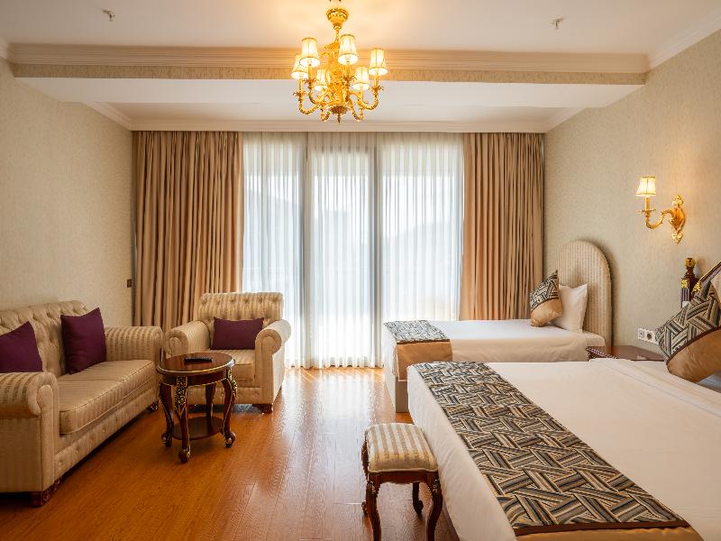 Panorama Lisi Grand Hotel image