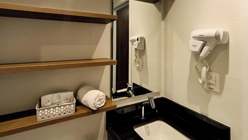 Rn Studio Premium image