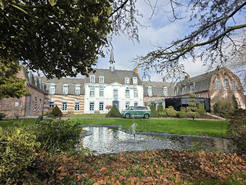 Logis Hostellerie Saint Louis image