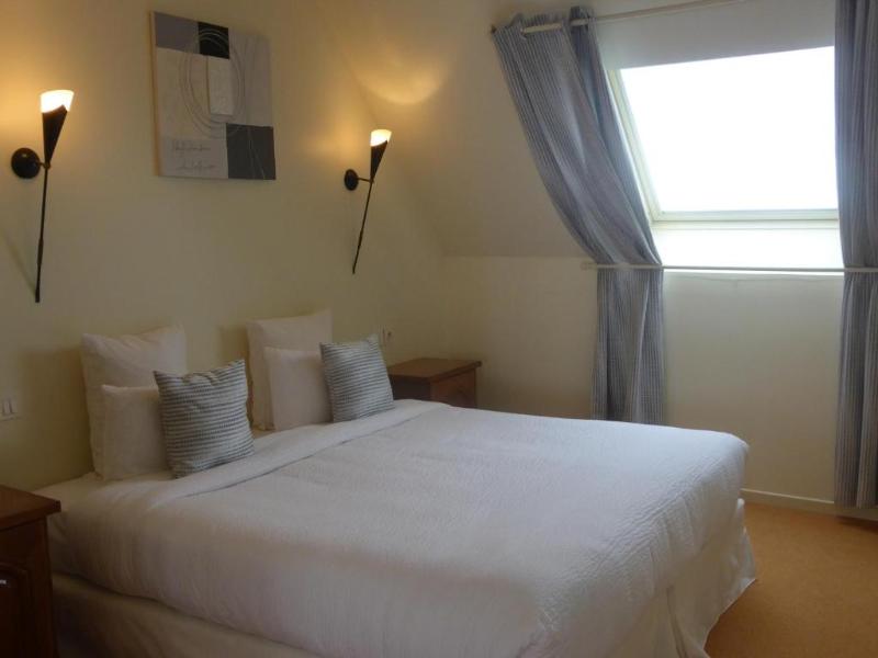 Logis Hostellerie Saint Louis image