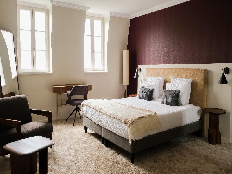 Logis Hostellerie Saint Louis image