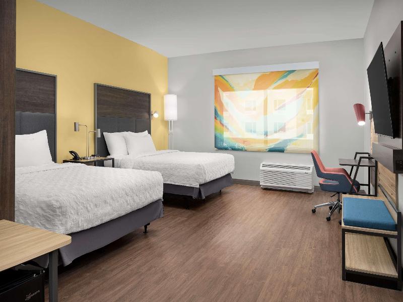 Tru by Hilton Jacksonville Airport I-95 image