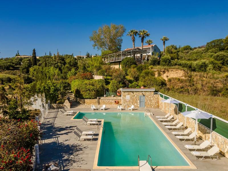 Costa Avithos image