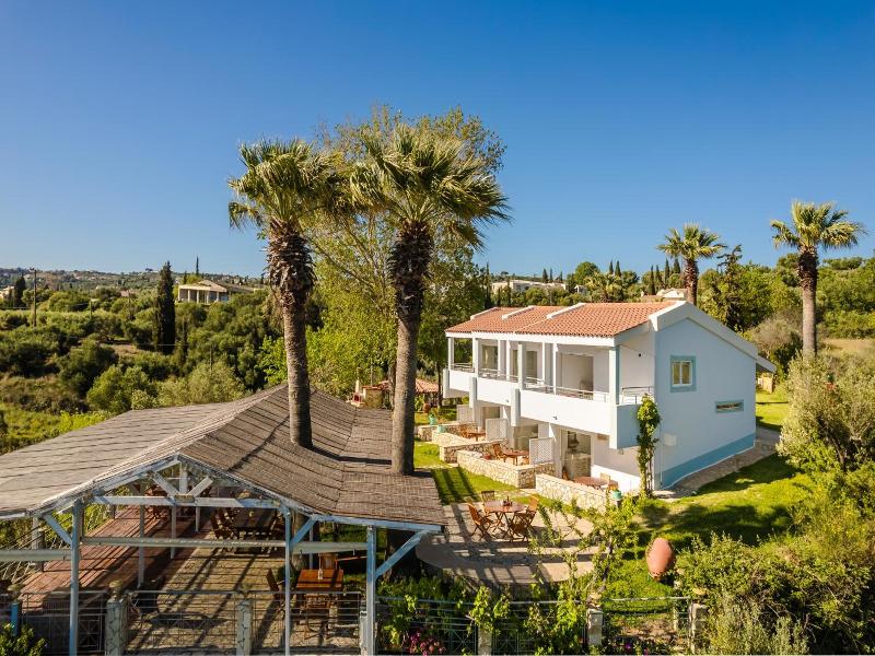 Costa Avithos image