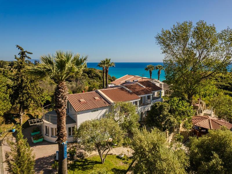 Costa Avithos image