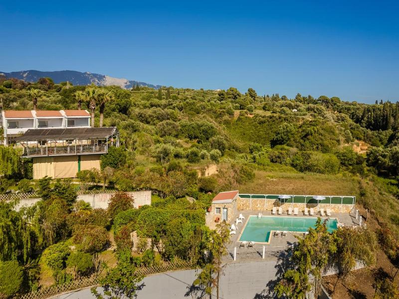Costa Avithos image