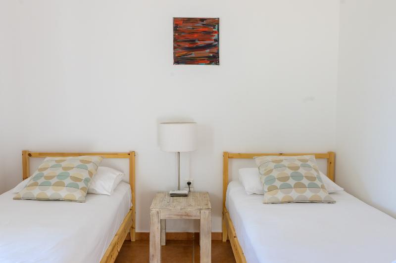 Costa Avithos image