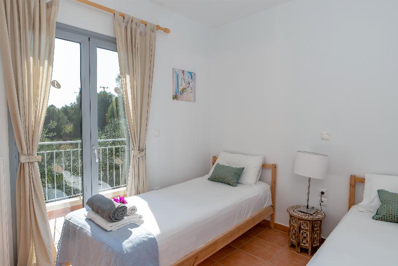 Costa Avithos image