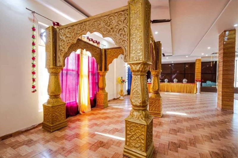 Hotel Roop image
