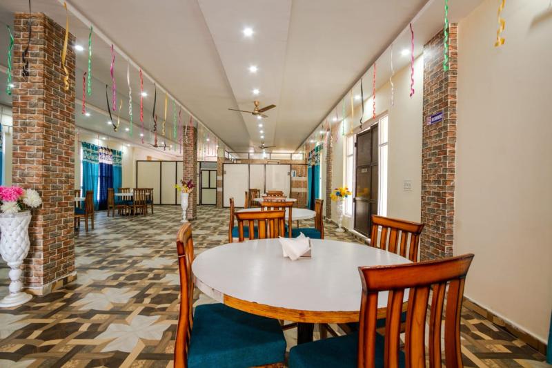 Hotel Roop image