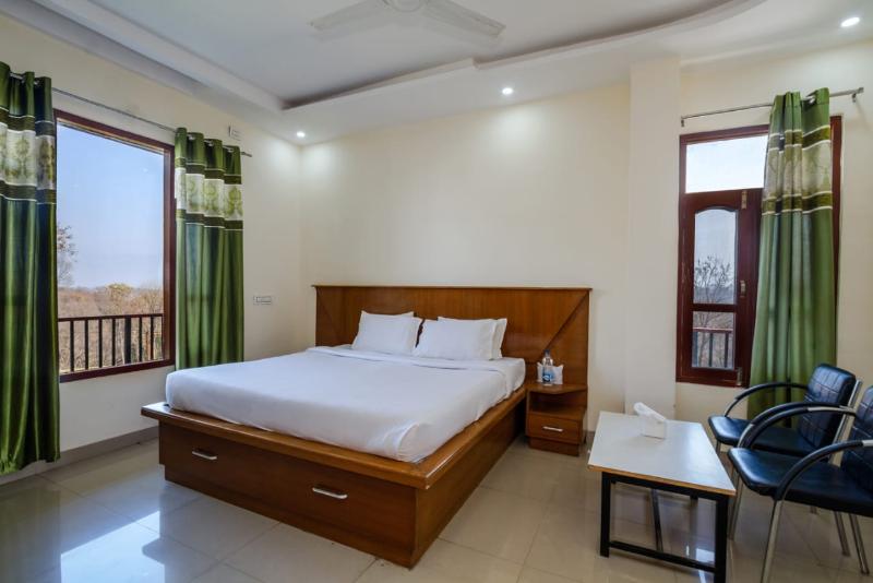 Hotel Roop image
