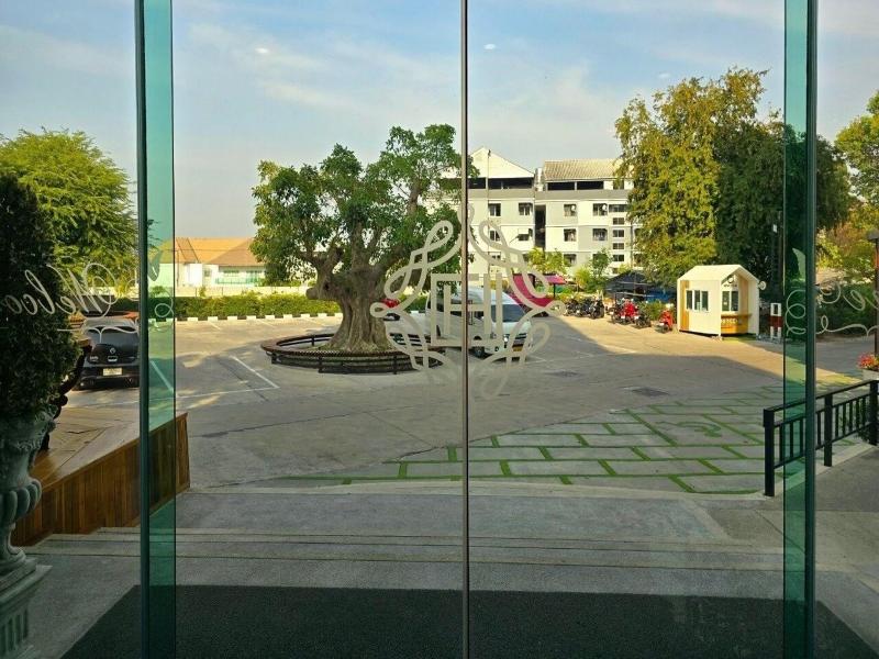 Lhc Hotel And Resort image