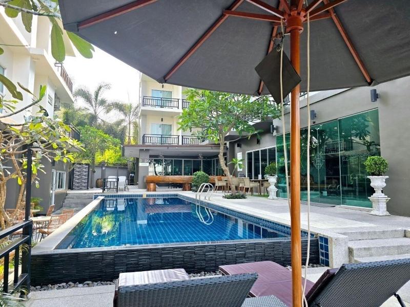 Lhc Hotel And Resort image