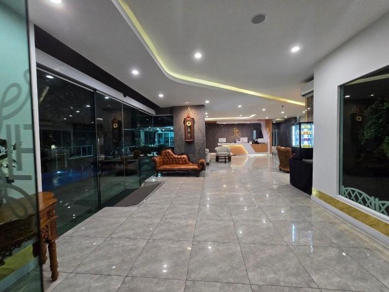 Lhc Hotel And Resort image