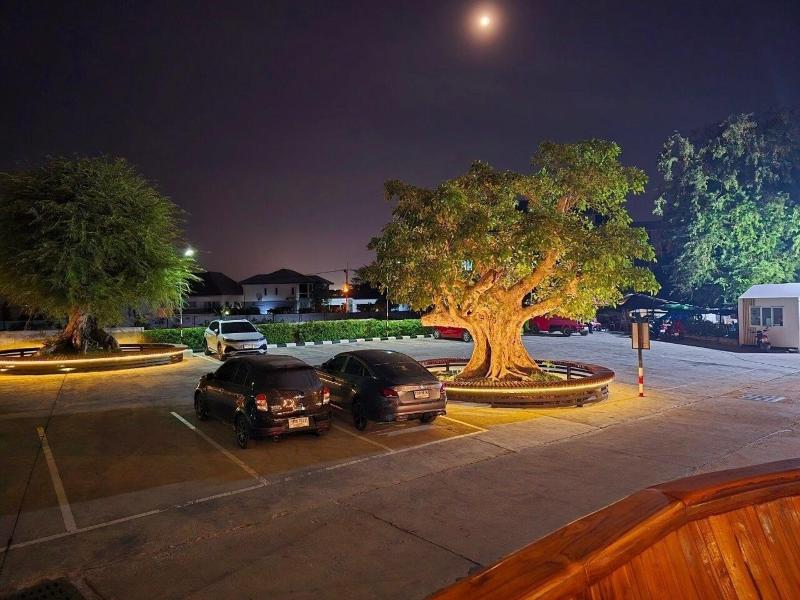 Lhc Hotel And Resort image