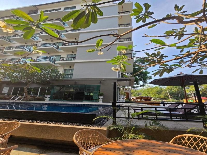 Lhc Hotel And Resort image