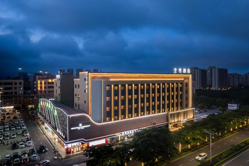 Ji Hotel Zhuhai Gaolangang Shopping Center