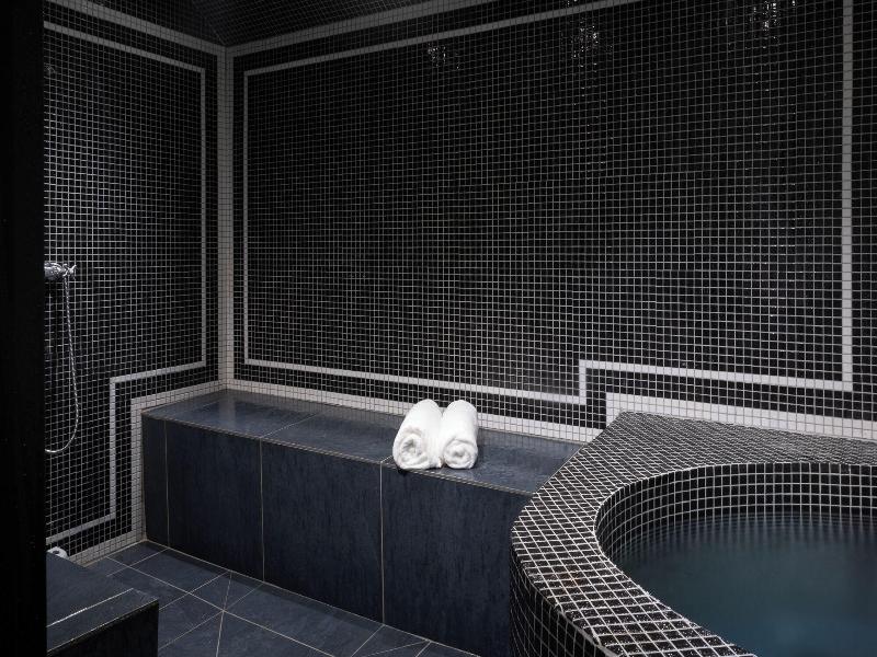 Hotel Le Chene Vert image