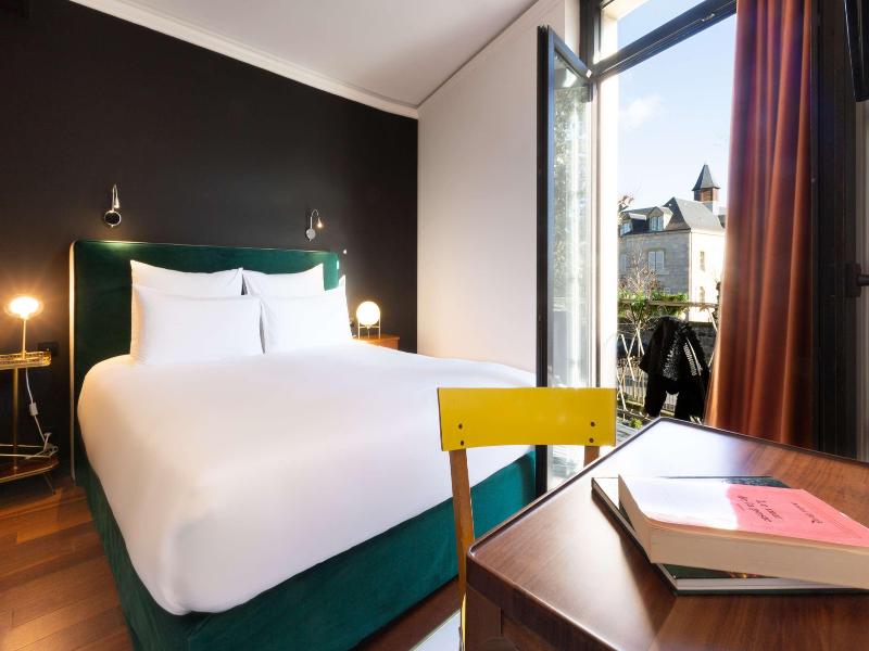 Hotel Le Chene Vert image