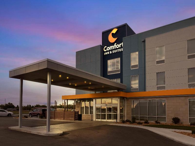 Comfort Inn & Suites Mountain Grove US-60 image
