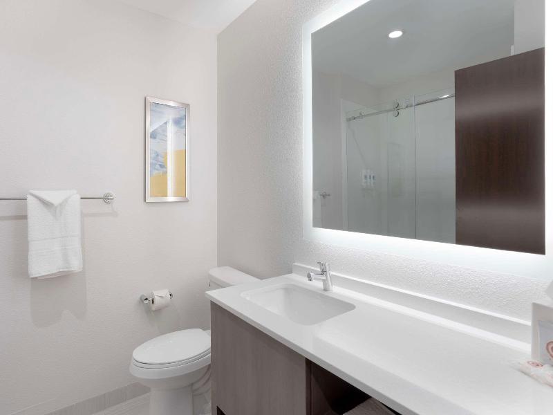 Comfort Inn & Suites Mountain Grove US-60 image